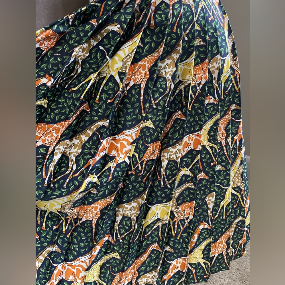 J. CREW - Picture 6 of 8
